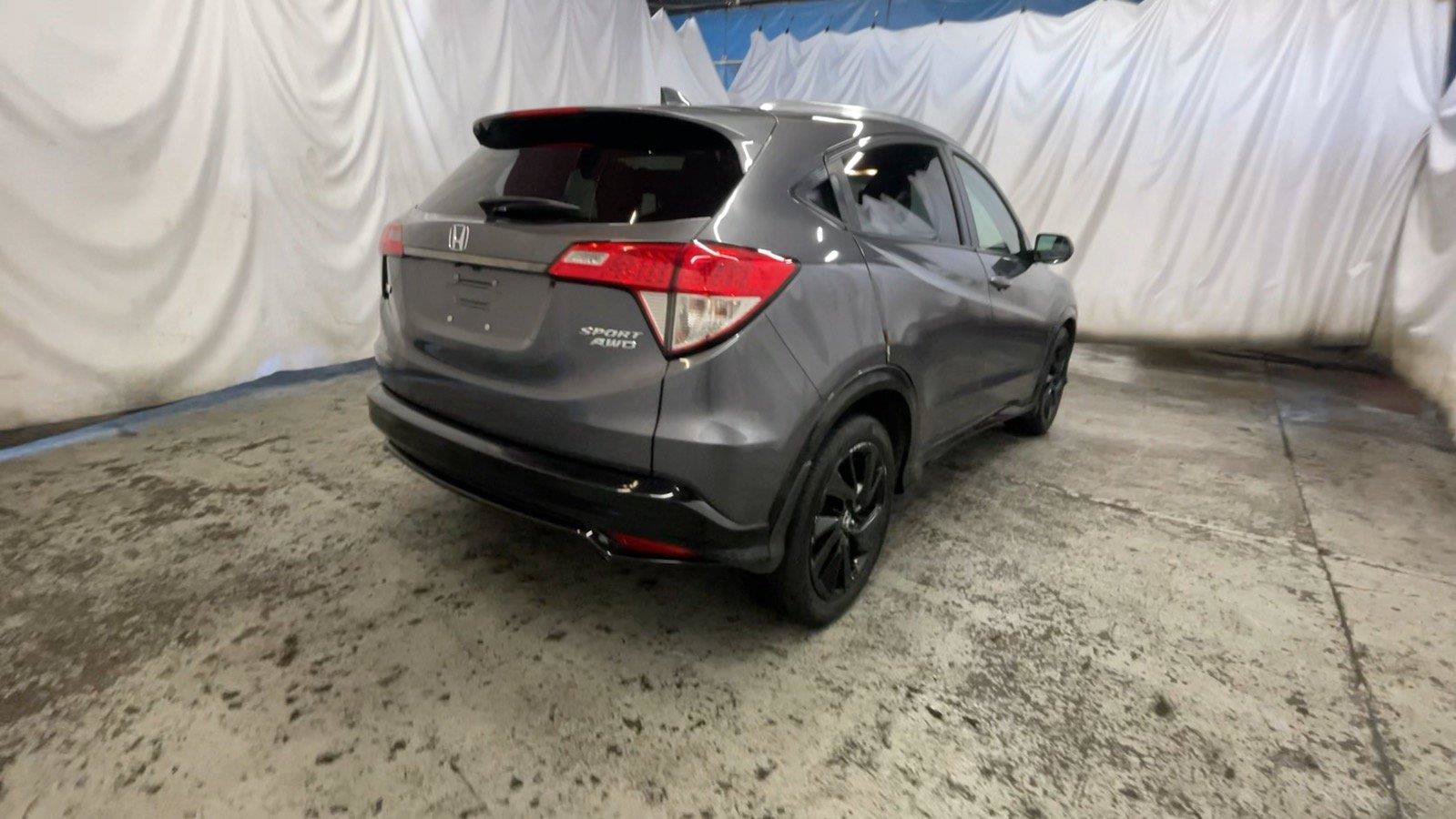 Used 2021 Honda HR-V Sport image 6