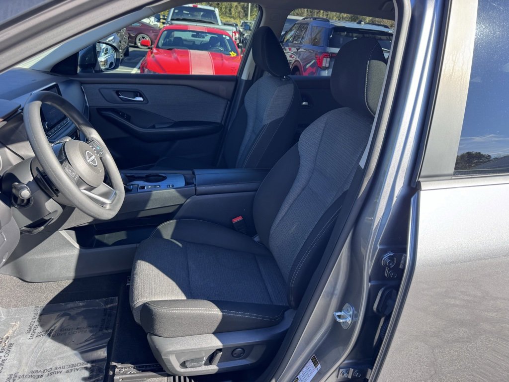 Used 2022 Nissan Rogue SV image 20