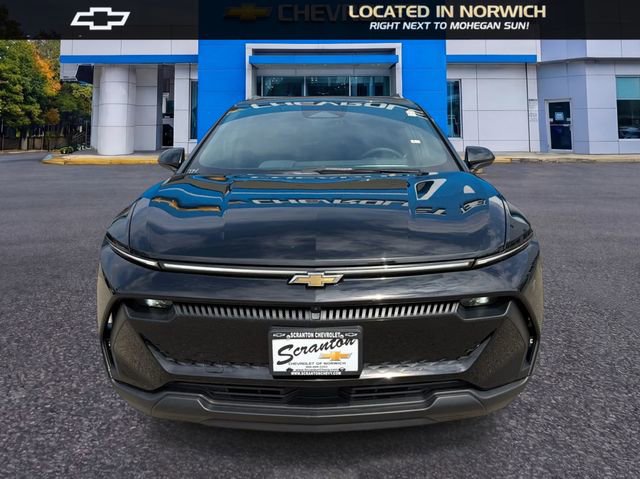 New 2026 Chevrolet Equinox EV LT AWD/4WD image 2