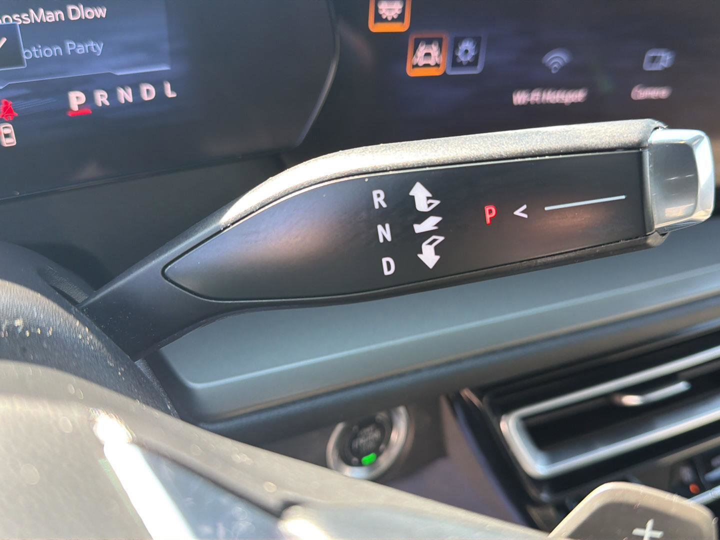 Used 2024 Chevrolet Traverse LT w/ Midnight/Sport Edition image 21