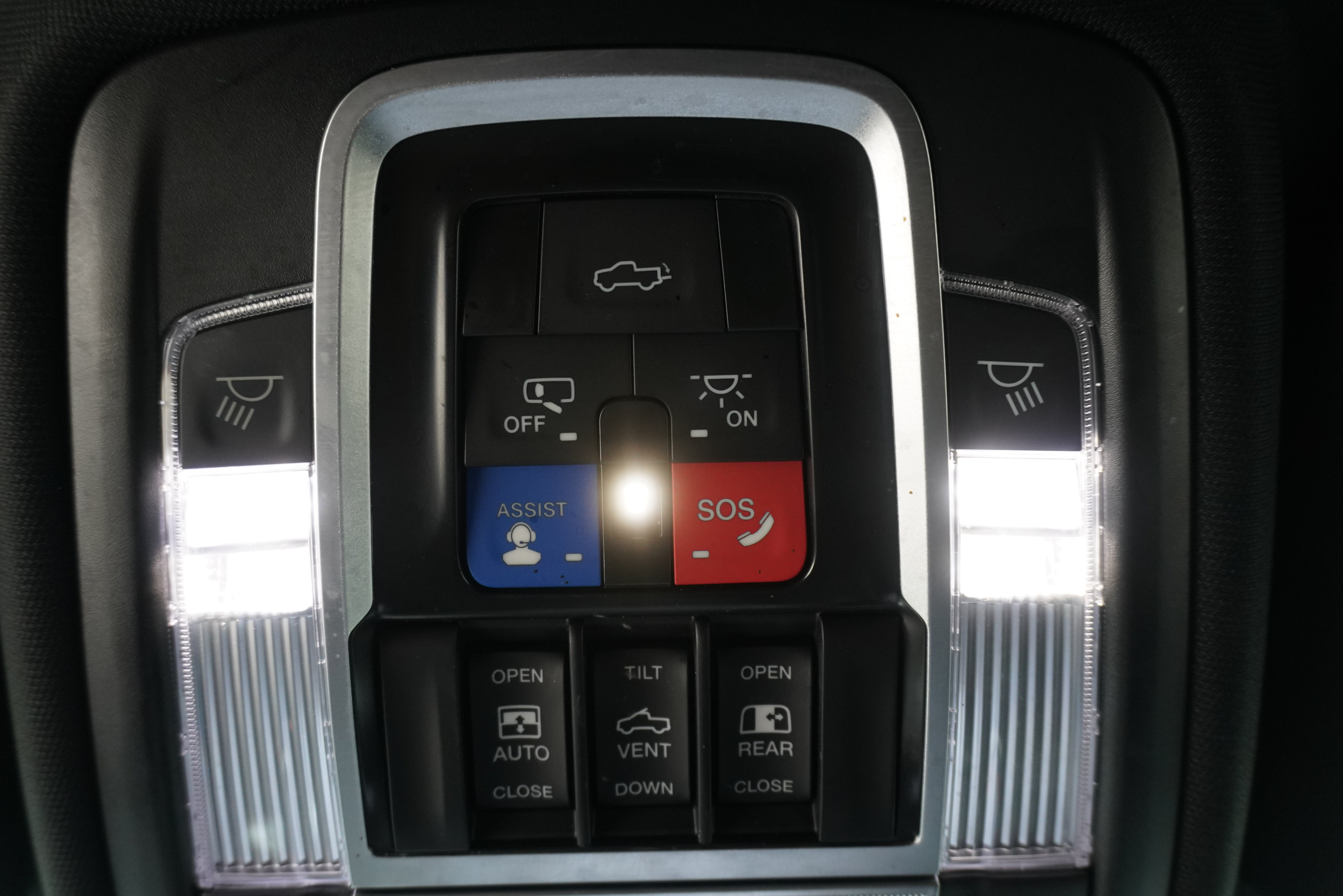 Used 2022 RAM 3500 Limited AWD/4WD image 30