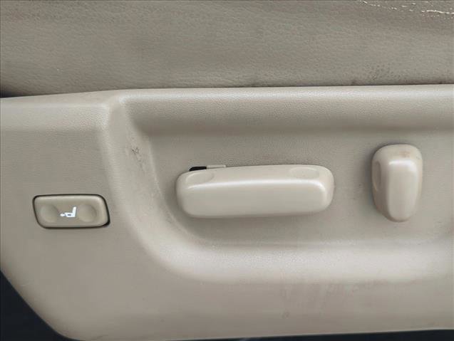 Used 2015 Toyota Sequoia Limited RWD image 9