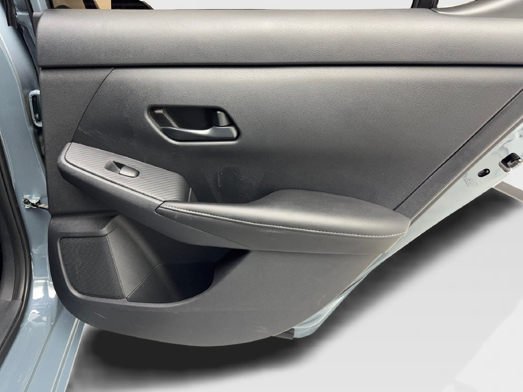 Used 2025 Nissan Sentra SV w/ Trunk Package FWD image 43