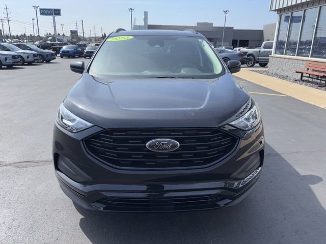 Used 2023 Ford Edge SE w/ Black Appearance Package AWD/4WD image 18