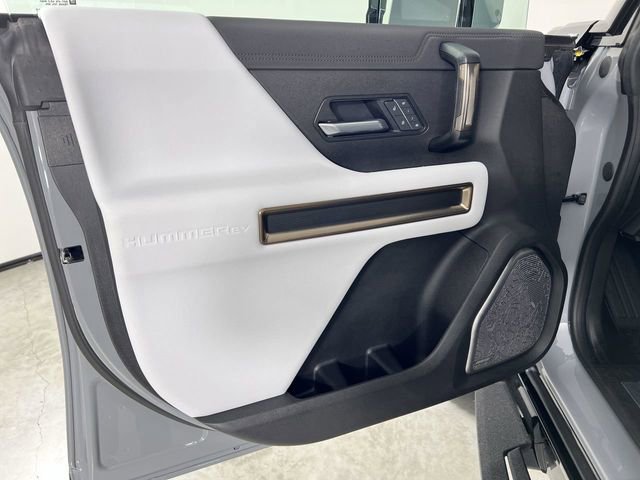 Certified 2025 GMC Hummer EV 3X w/ Battery Pack, 24 Module Pack AWD/4WD image 23