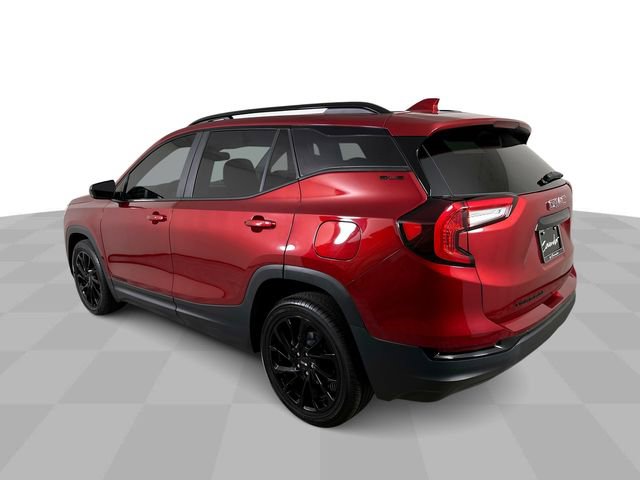 Used 2023 GMC Terrain SLE w/ Driver Convenience Package image 6