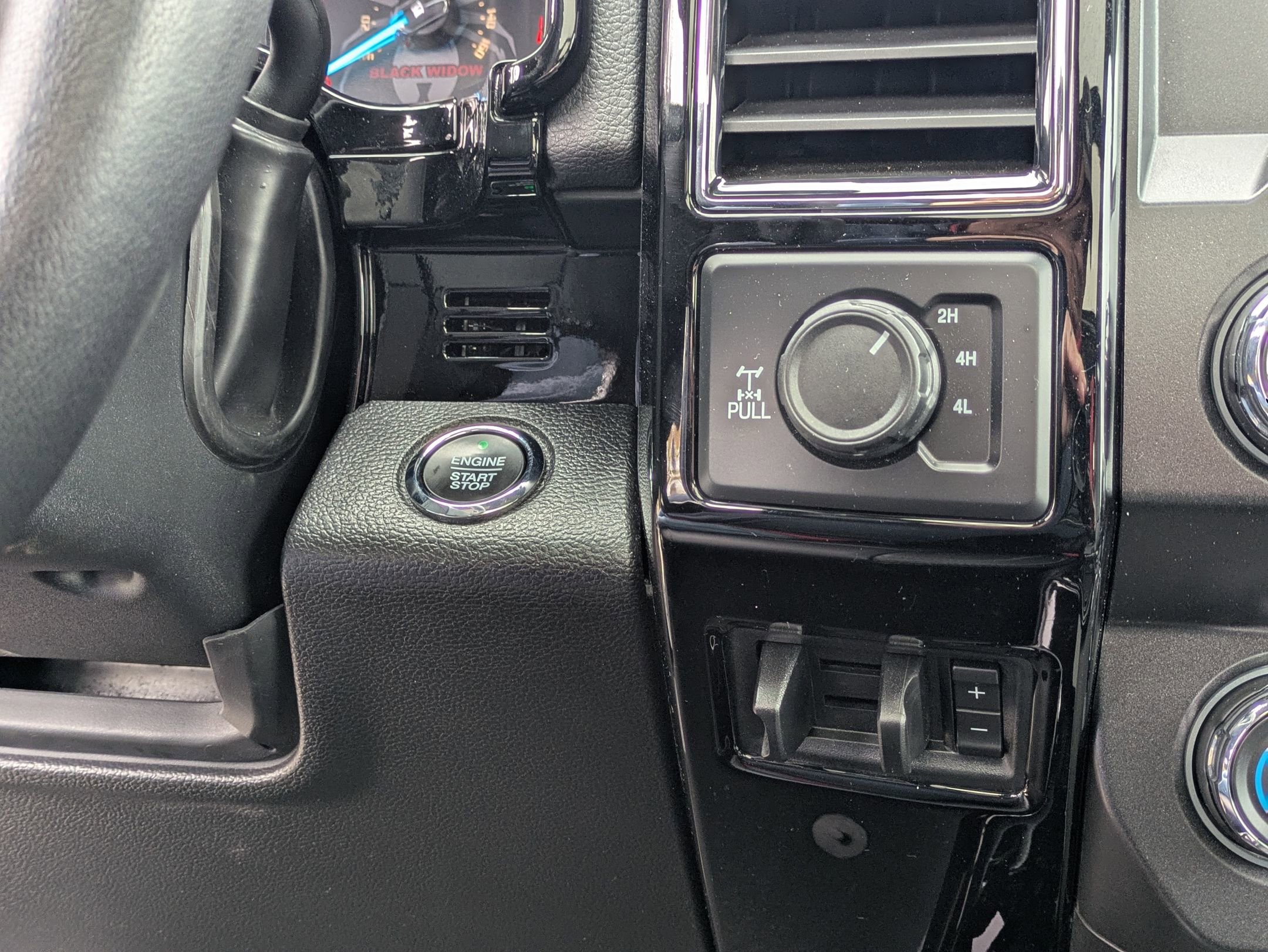 Used 2021 Ford F250 Lariat image 25