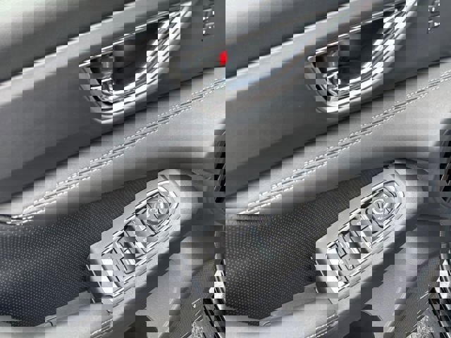 New 2025 Subaru Ascent Limited image 71