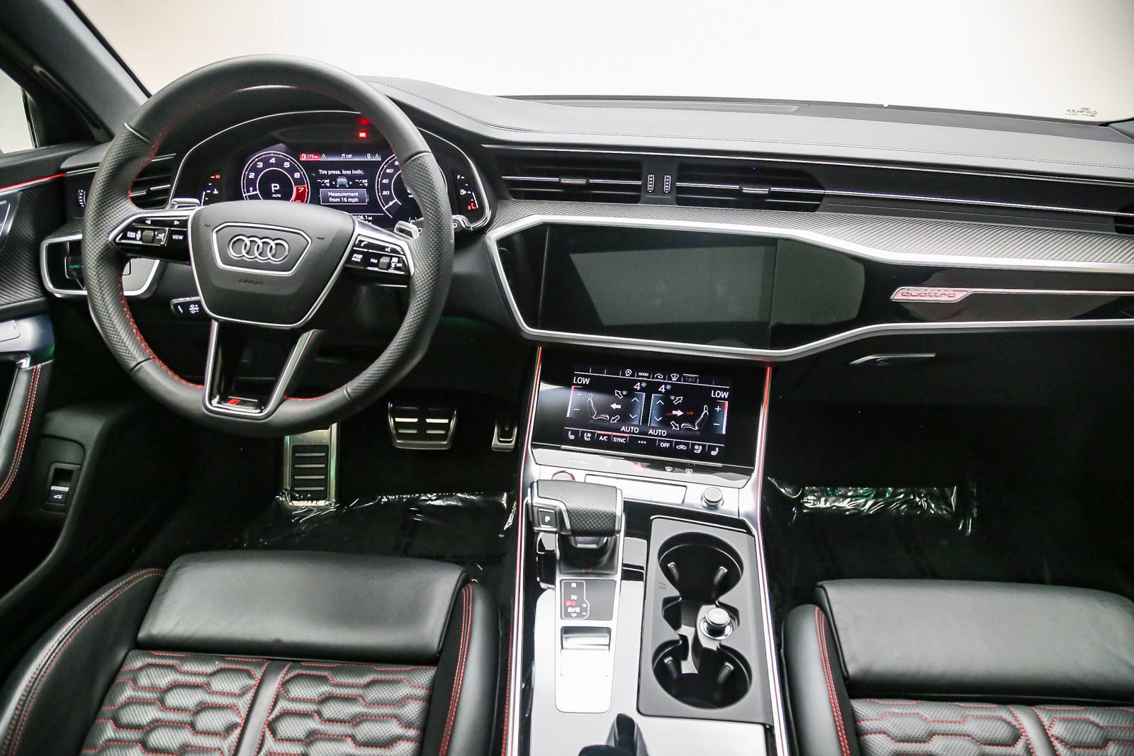 Certified 2021 Audi RS 6 w/ Executive Package AWD/4WD image 21