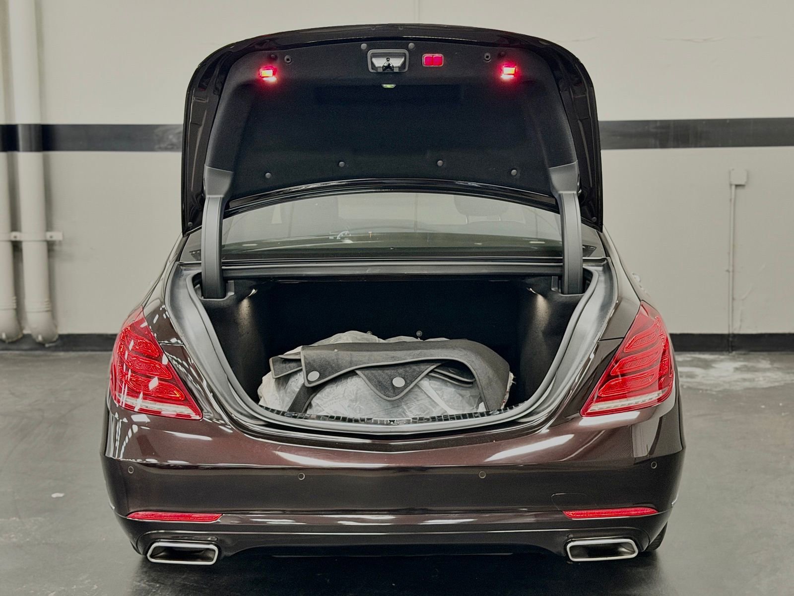 Used 2015 Mercedes-Benz S 550 Sedan image 15