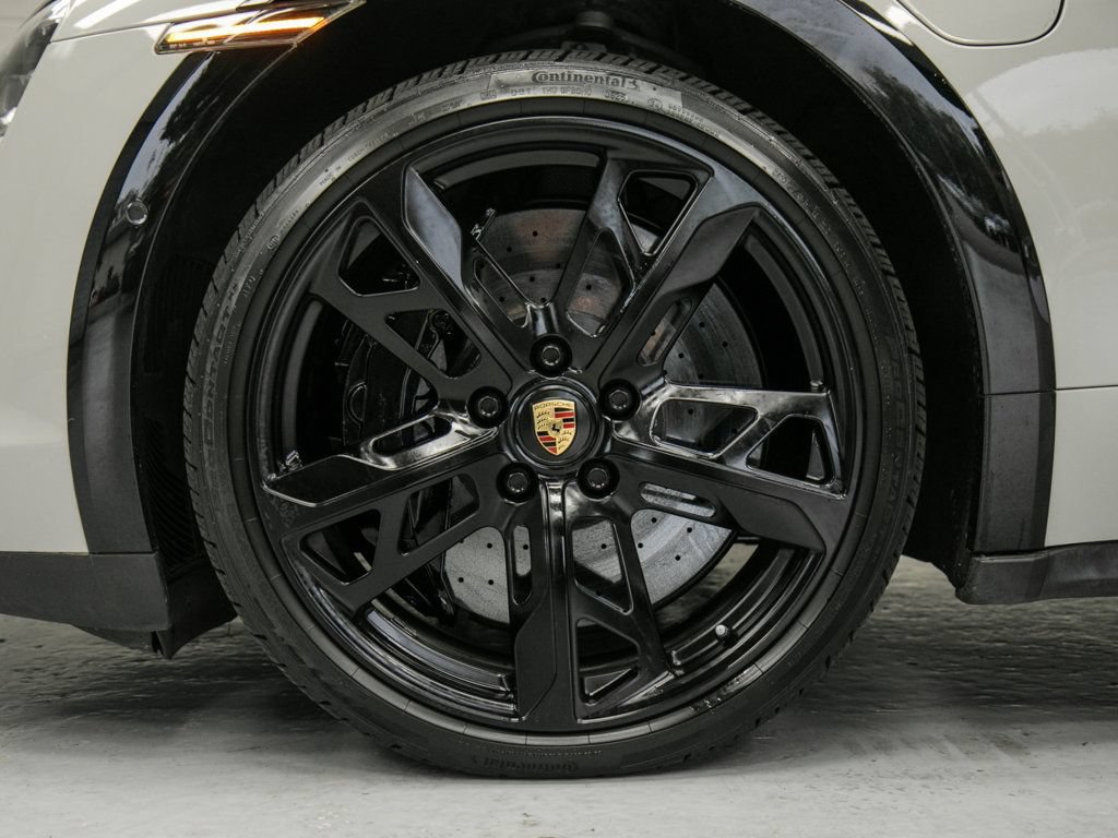 Used 2022 Porsche Taycan Turbo S AWD/4WD image 9
