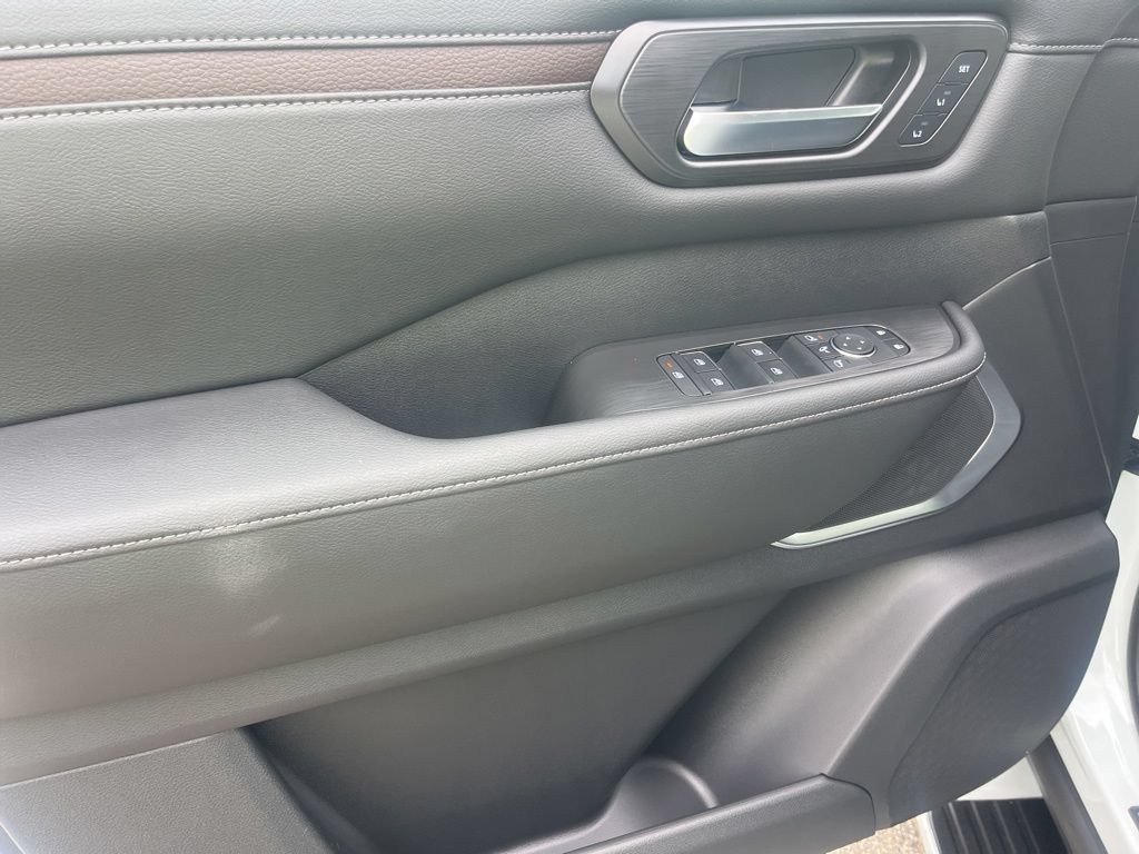 New 2026 Nissan Armada Platinum Reserve AWD/4WD image 7