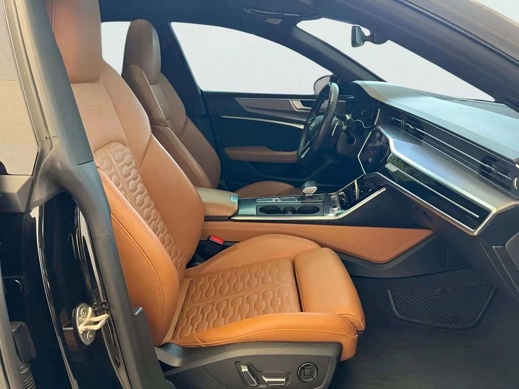 Used 2021 Audi RS 7 4.0T w/ Black Optic Package image 14