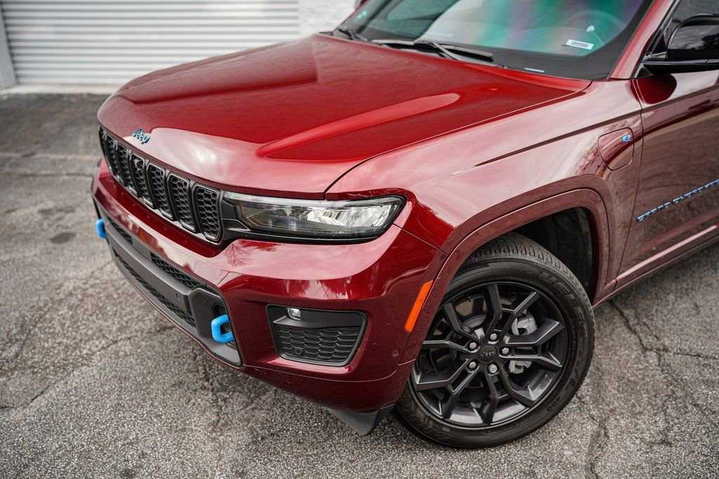 Used 2024 Jeep Grand Cherokee Limited 4xe image 2