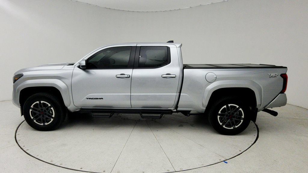 Used 2024 Toyota Tacoma TRD Sport RWD image 5
