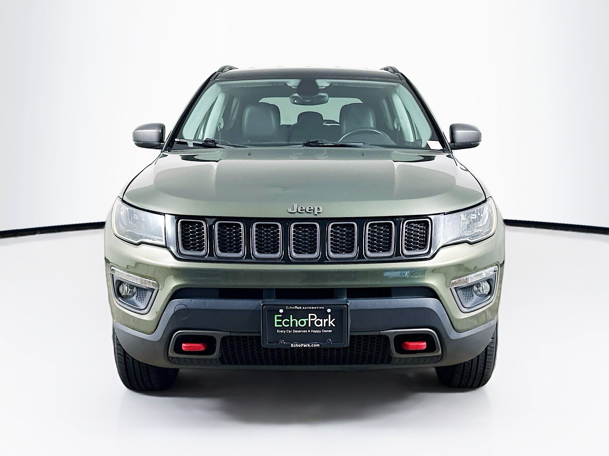 Used 2018 Jeep Compass Trailhawk w/ Navigation Group AWD/4WD image 2
