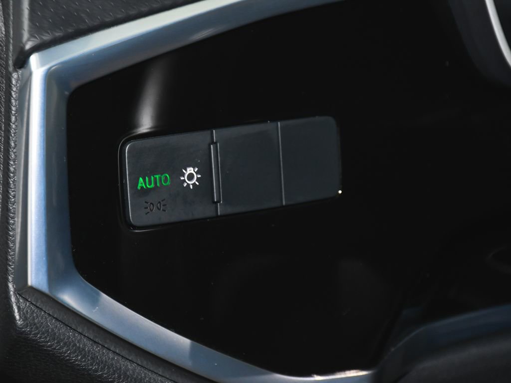 Used 2022 Audi Q3 2.0T Premium w/ Convenience Package image 16