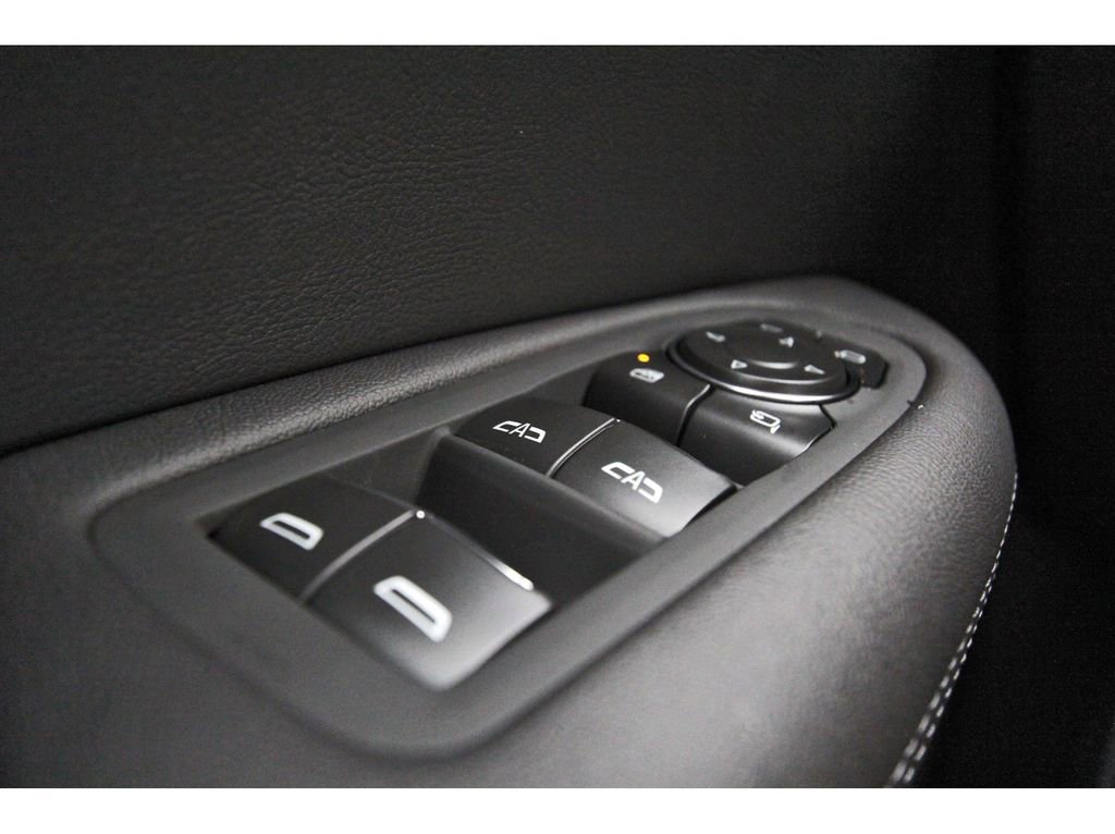 New 2026 Cadillac XT5 Premium Luxury image 15