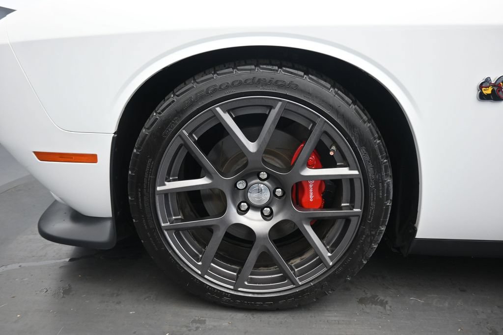 Used 2019 Dodge Challenger R/T Scat Pack w/ Shaker Package RWD image 48