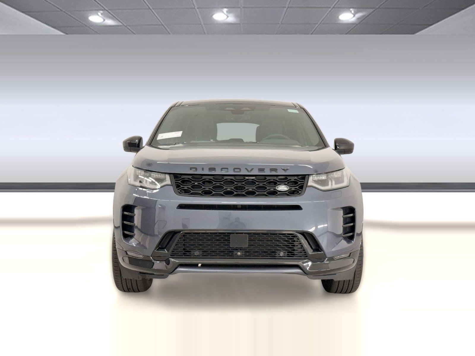 Used 2025 Land Rover Discovery Sport Dynamic SE image 6