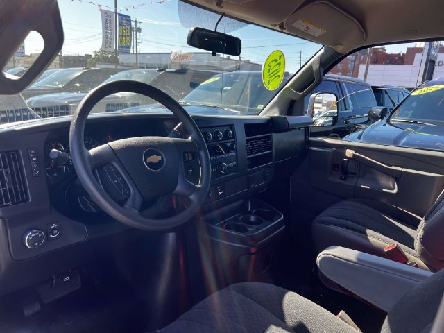 Used 2025 Chevrolet Express 2500 w/ Driver Convenience Package RWD image 14