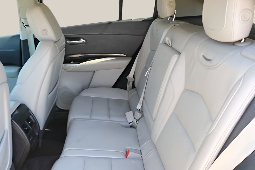 Used 2019 Cadillac XT4 Premium Luxury w/ Technology Package image 14