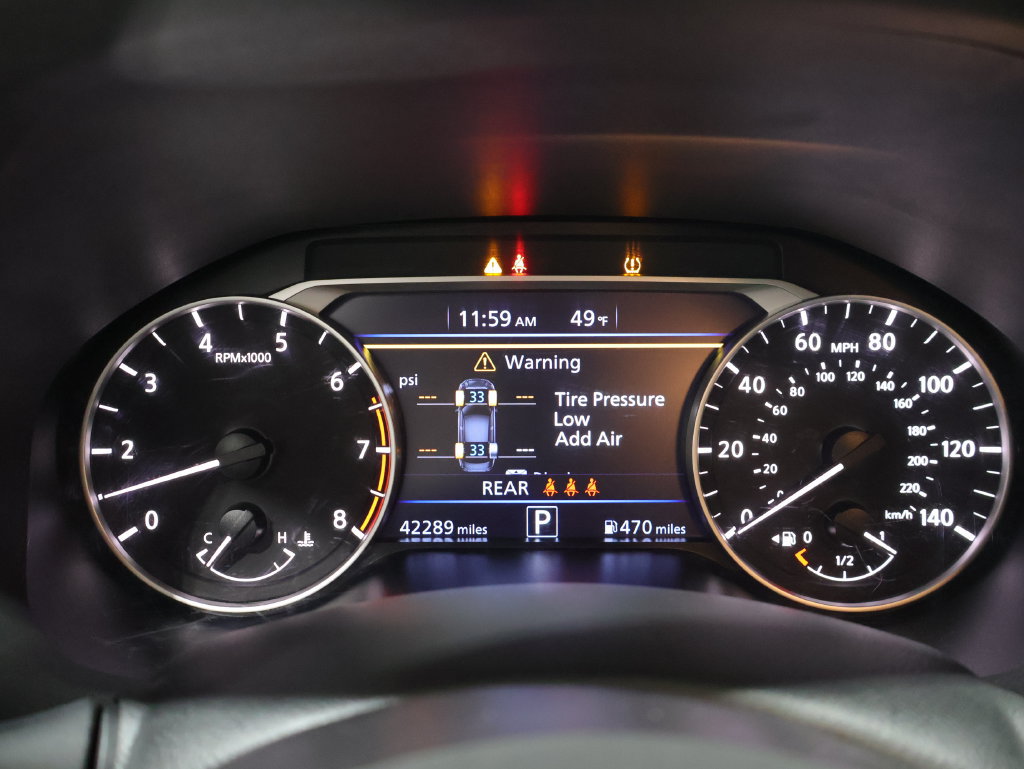 Used 2025 Nissan Altima 2.5 SV FWD image 38
