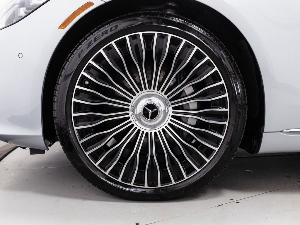 Certified 2024 Mercedes-Benz Maybach S 580 4MATIC image 40