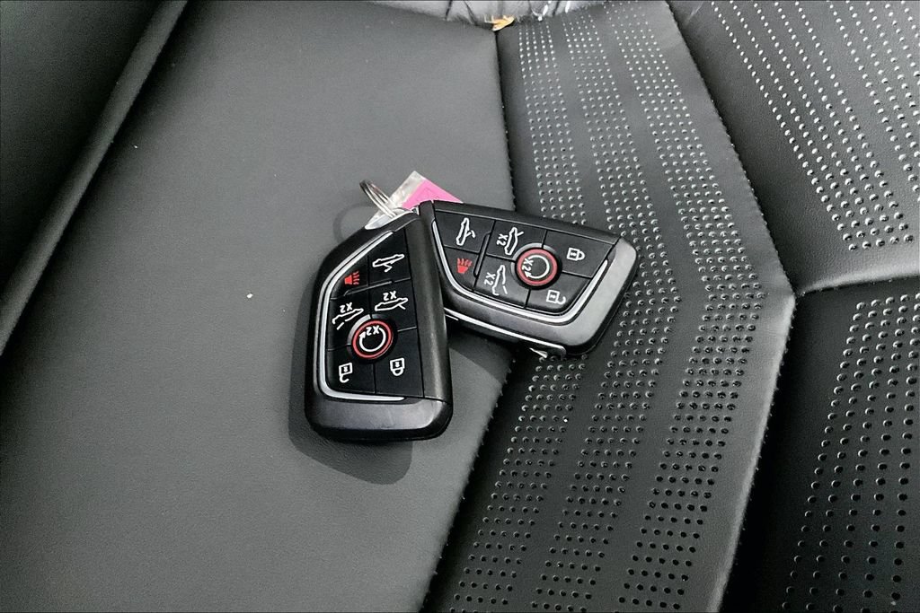 Used 2024 Chevrolet Corvette Z06 w/ Stealth Interior Trim Package RWD image 14