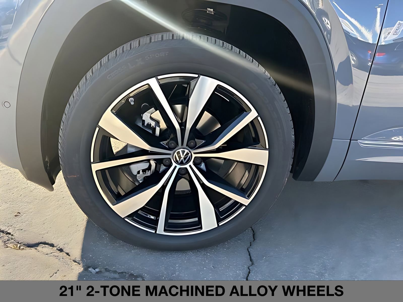 New 2026 Volkswagen Atlas Cross Sport SEL Premium R-Line image 9