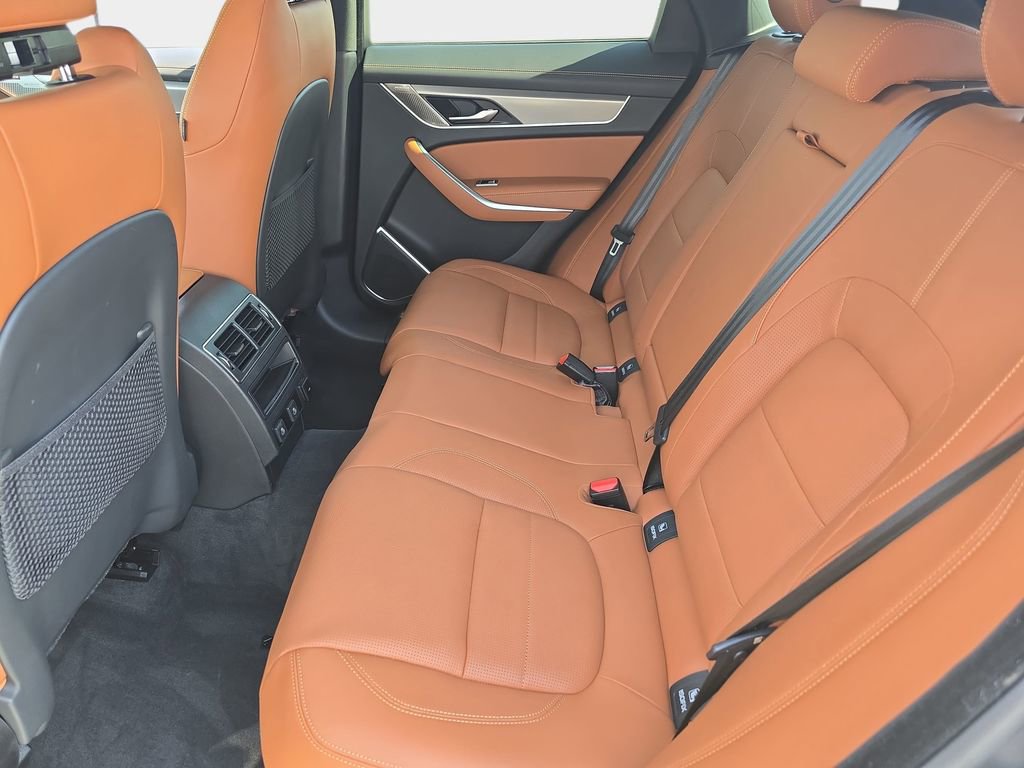 Used 2025 Jaguar F-PACE R-Dynamic S image 14