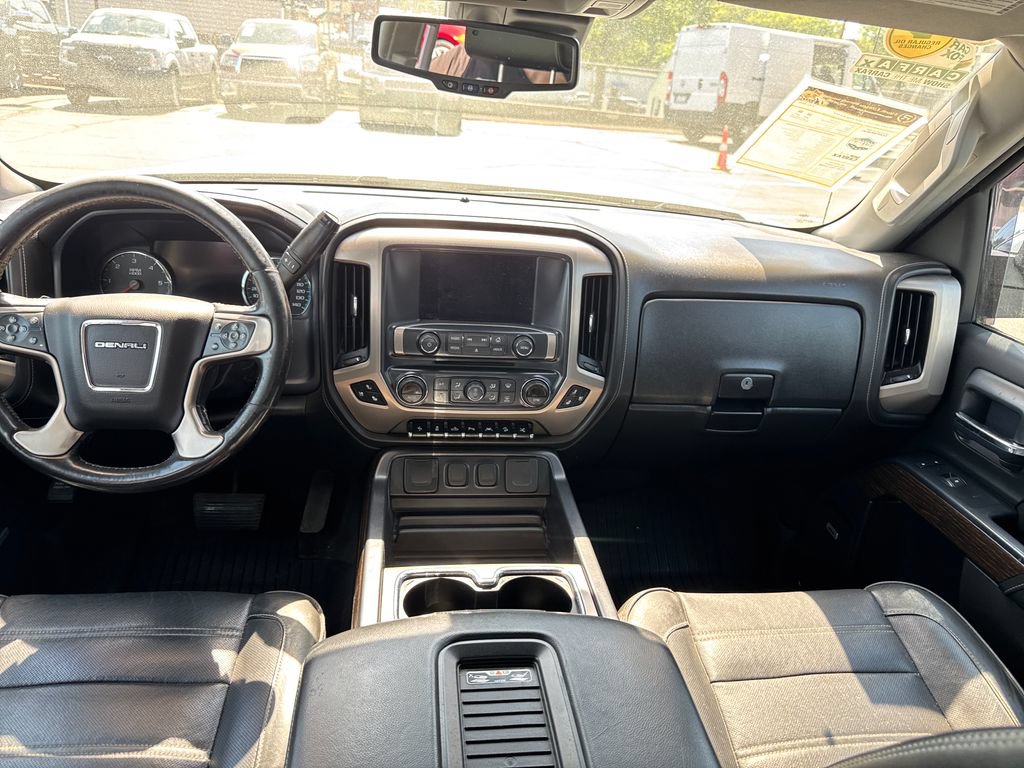 Used 2018 GMC Sierra 1500 Denali w/ Denali Ultimate Package AWD/4WD image 27