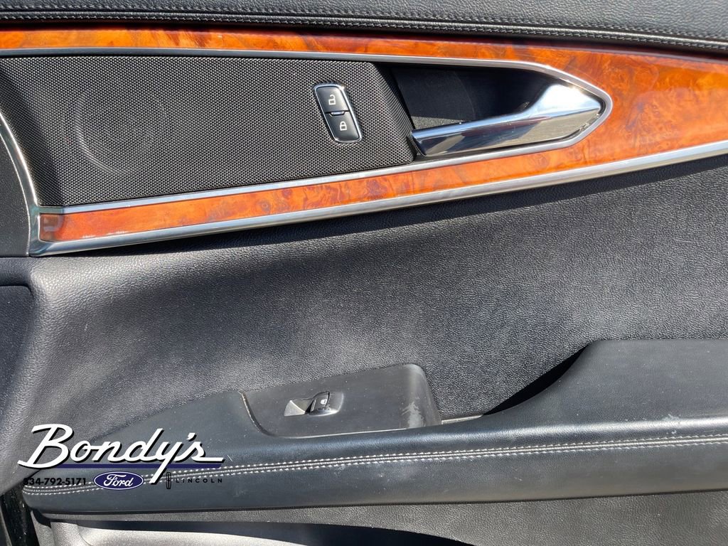 Used 2018 Lincoln MKX Reserve FWD image 19