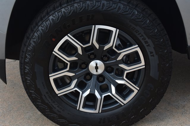 New 2026 Chevrolet Colorado Z71 w/ Technology Package AWD/4WD image 10