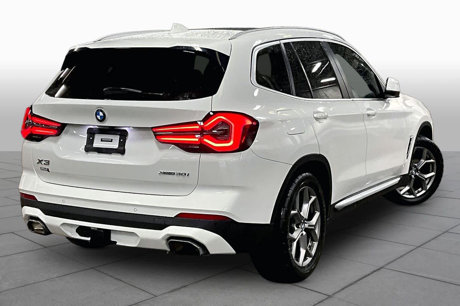 Used 2022 BMW X3 xDrive30i w/ Convenience Package AWD/4WD image 13