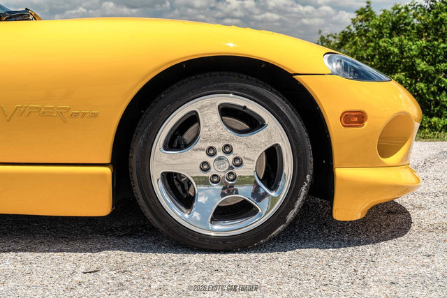 Used 2001 Dodge Viper GTS RWD image 54