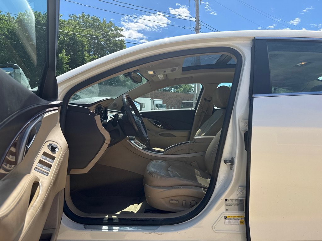 Used 2011 Buick LaCrosse CXS FWD image 10