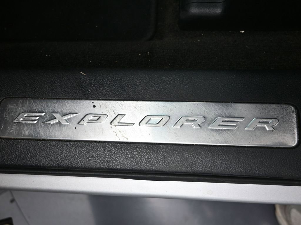 Used 2016 Ford Explorer Limited w/ Equipment Group 301A image 13