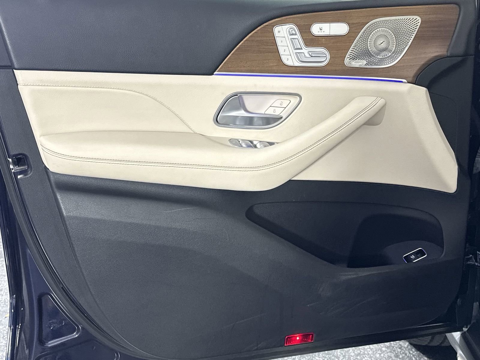 Used 2021 Mercedes-Benz GLE 350 w/ Premium Package image 33