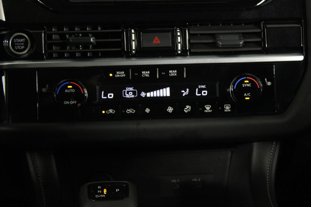 Certified 2024 Nissan Pathfinder SV FWD image 21