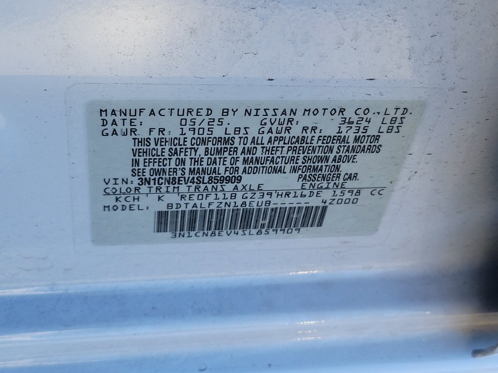 Used 2025 Nissan Versa SV w/ Trunk Package FWD image 28
