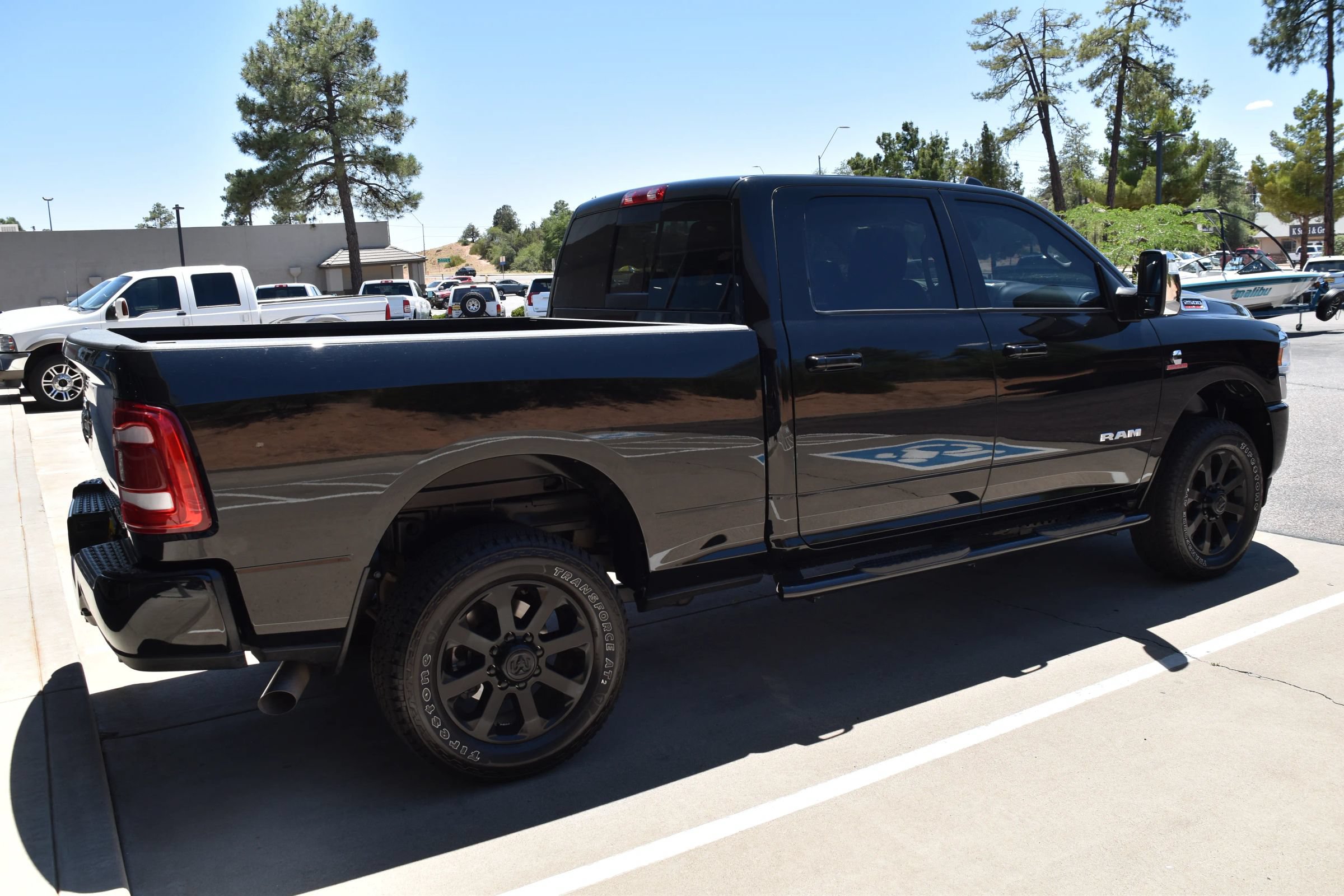 Used 2024 RAM 2500 Laramie AWD/4WD image 6