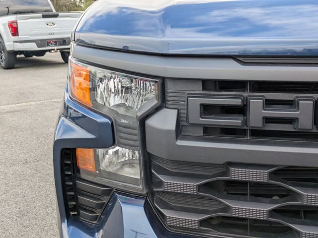 Used 2023 Chevrolet Silverado 1500 Custom image 10