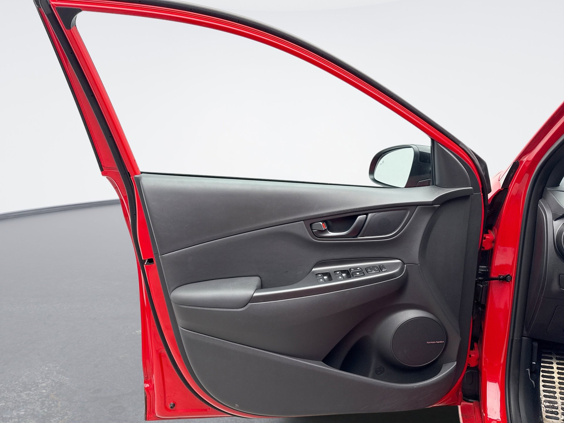 Used 2023 Hyundai Kona N image 9