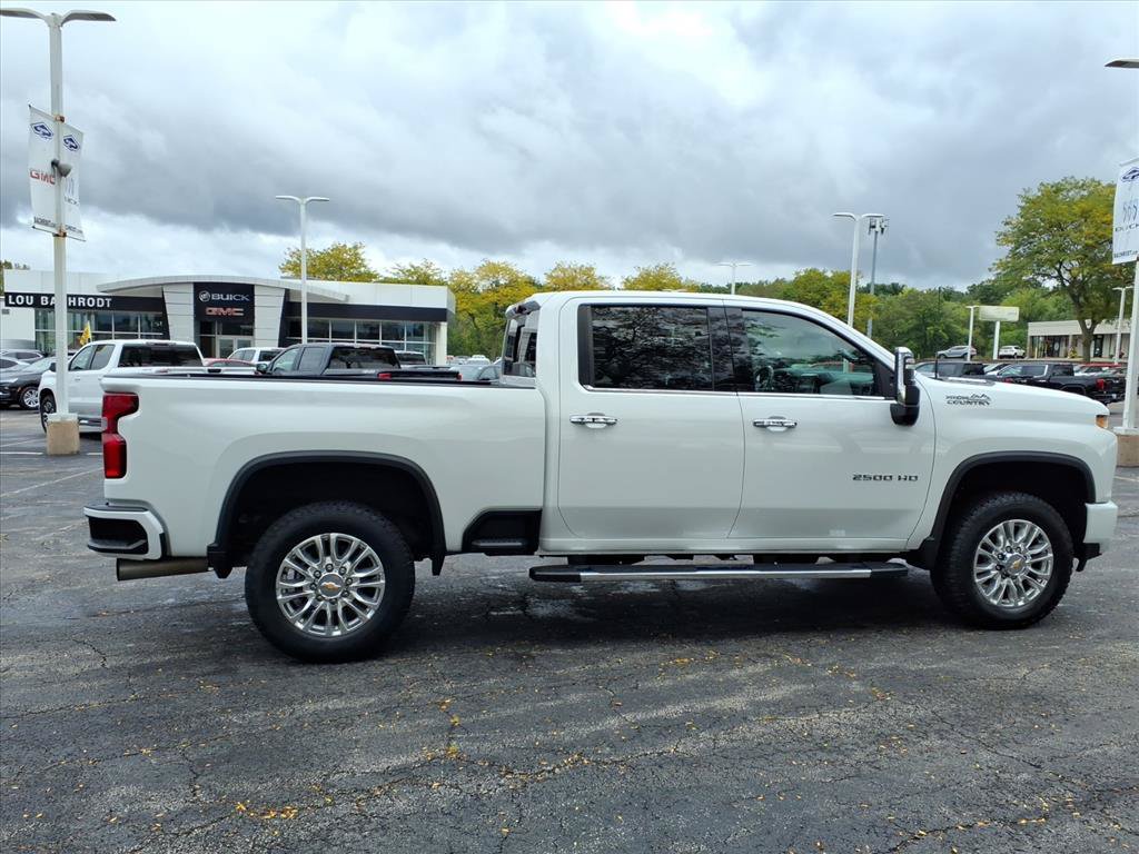 Used 2023 Chevrolet Silverado 2500 High Country w/ Z71 Off-Road Package AWD/4WD image 8