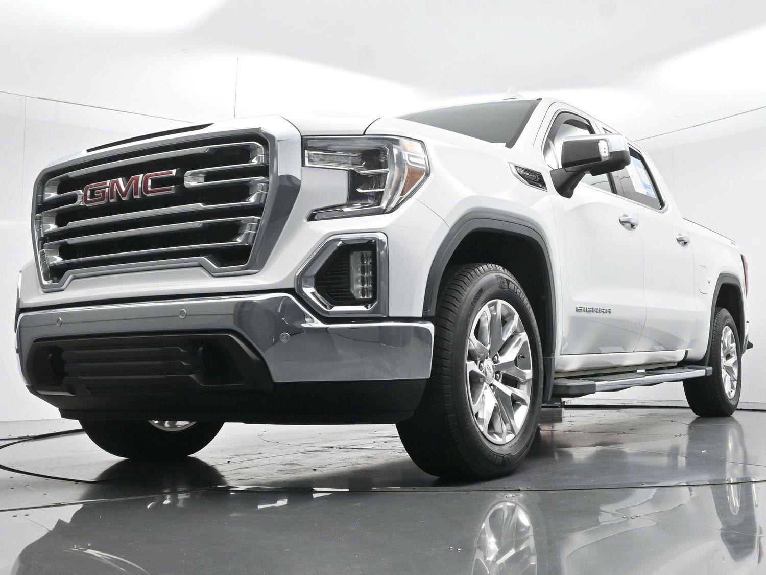 Used 2019 GMC Sierra 1500 SLT w/ SLT Premium Plus Package AWD/4WD image 50