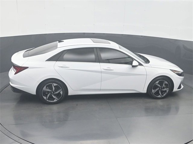 Used 2023 Hyundai Elantra Limited w/ Cargo Package image 26