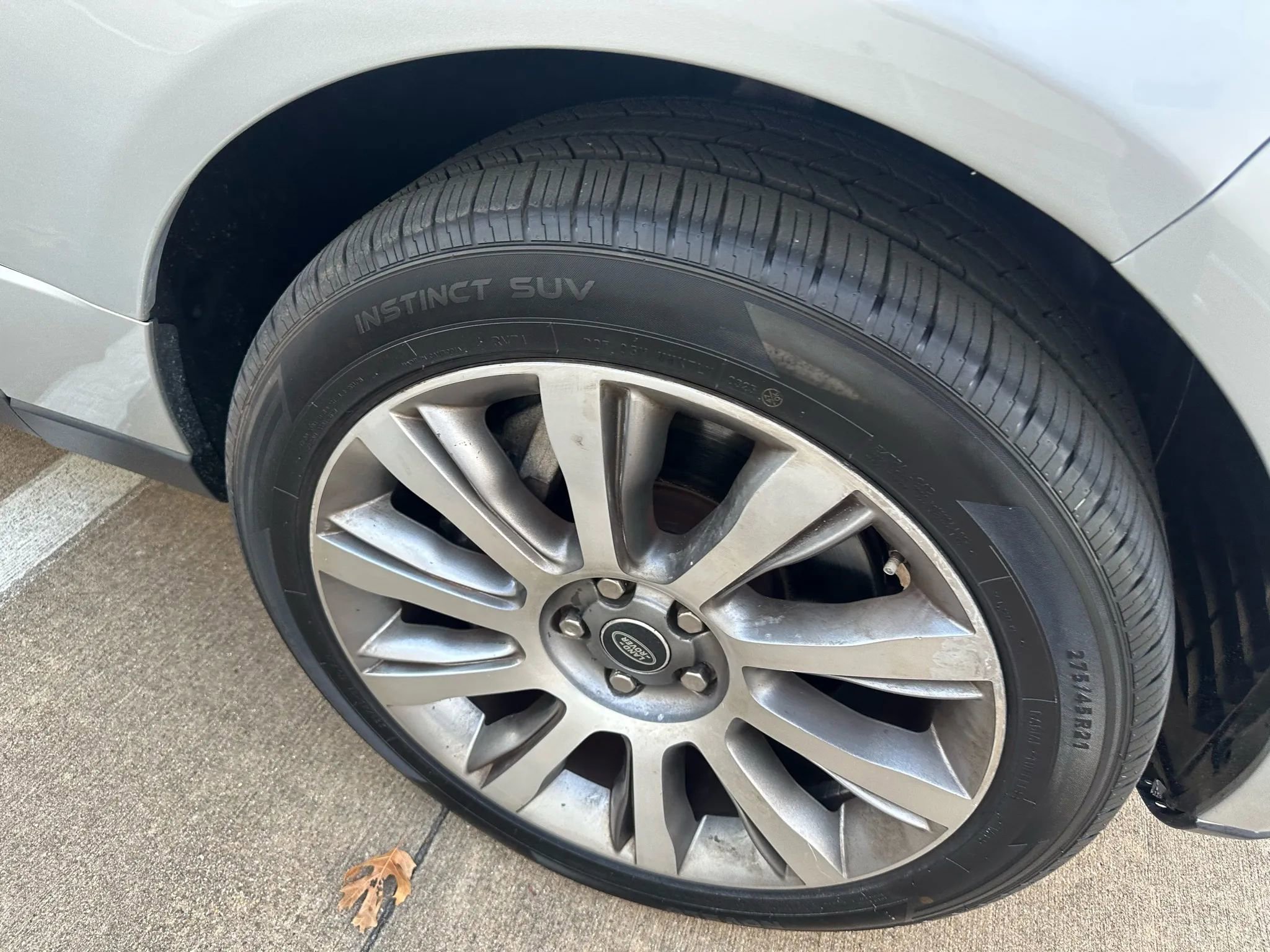 Used 2014 Land Rover Range Rover Long Wheelbase Autobiography image 6