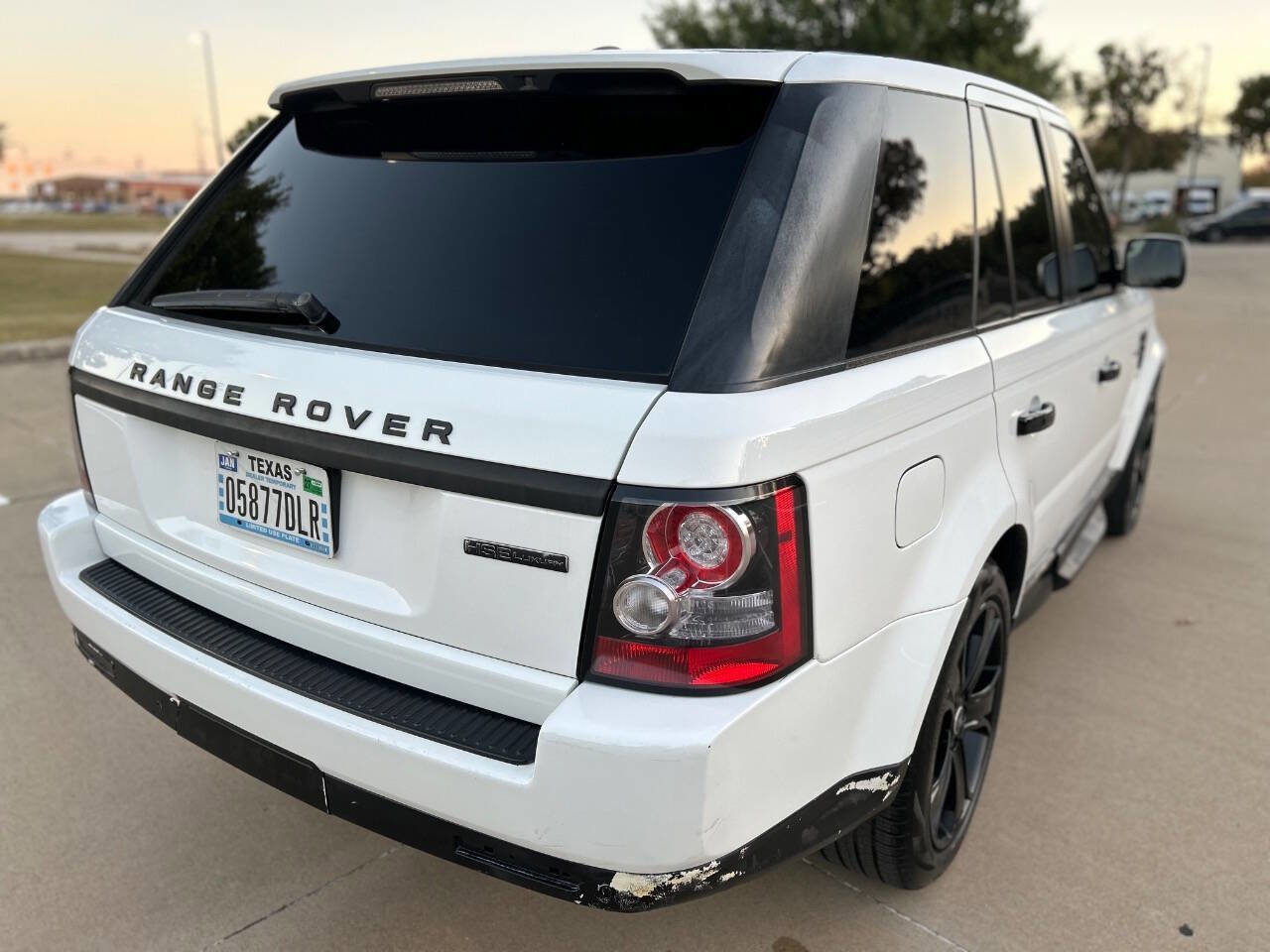 Used 2013 Land Rover Range Rover Sport HSE LUX image 6