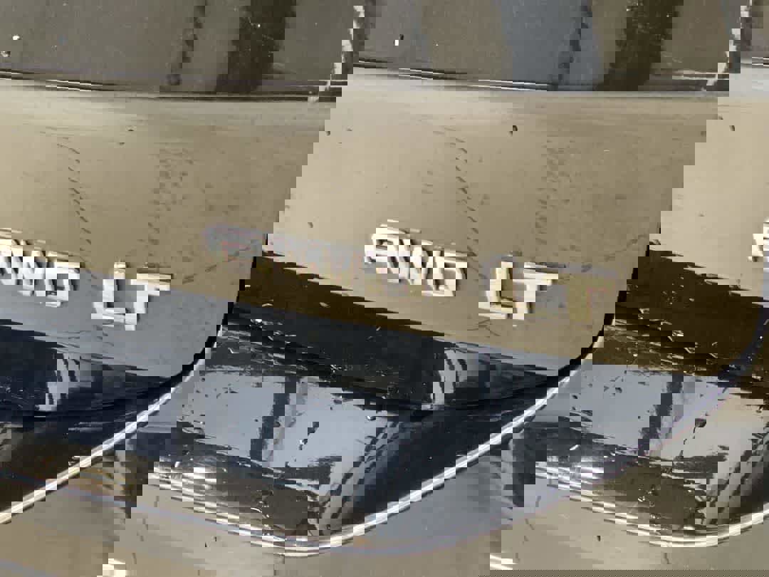 Used 2020 Chevrolet Equinox LT w/ Driver Convenience Package image 12